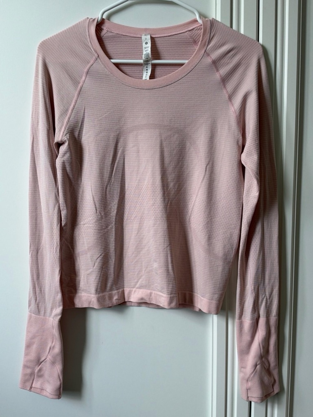 Lululemon Women's Long Sleeve Lightweight Pink Top